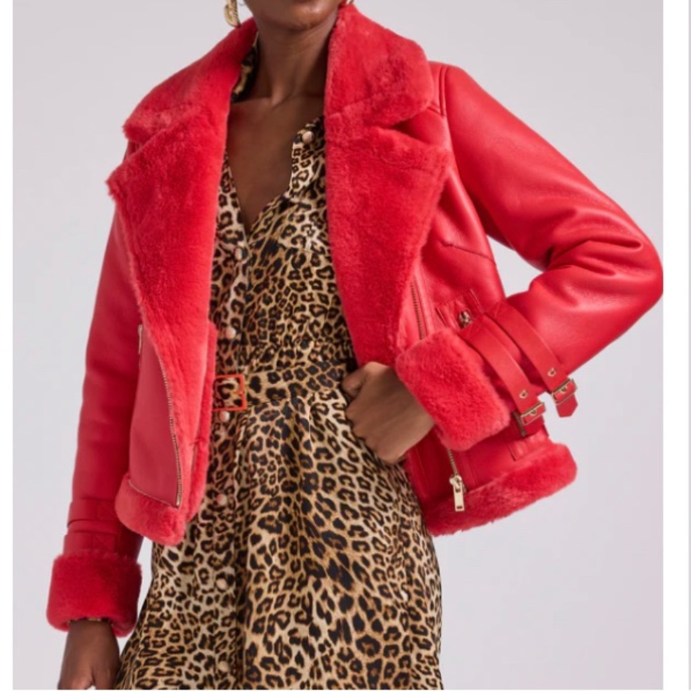 Luxury Faux Fur Collar Leather Jacket - Pale Gray - Picture 6 of 7